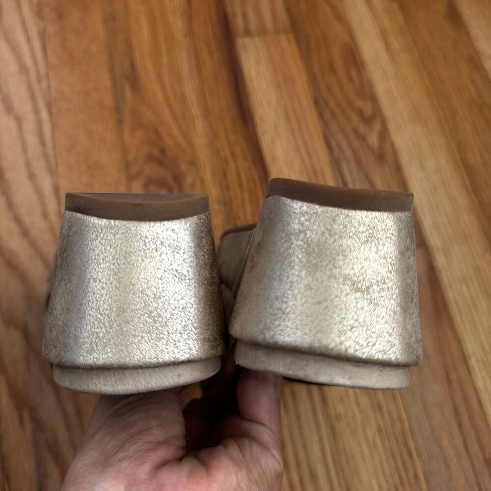 Antelope Hanne Gold Toned Wedge Sandals Women’s Size 38 - Picture 9 of 11